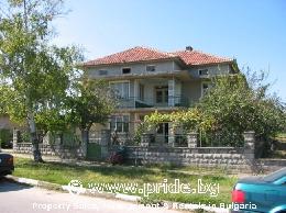 Huge house in good condition, close to Varna with open views - ID 9002